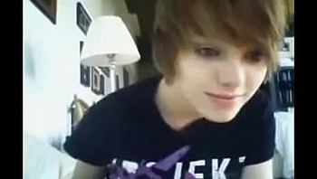 Beautiful teen webcam on nowcamgirls.com