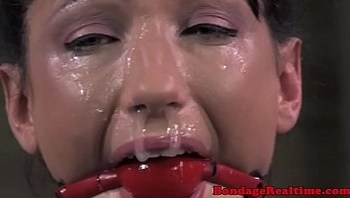 BDSM sub Wenona electricly tormented