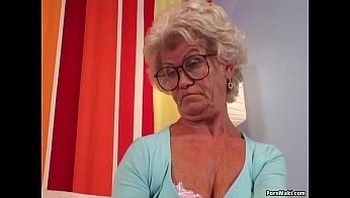 Granny Effie gets fucked