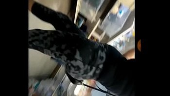 Sexy snow bunny in leggings shows off ass
