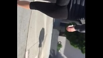 booty leggings lady 1