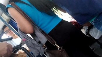rabo gostoso busão legging