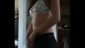 Flaquita sends me a video stripping