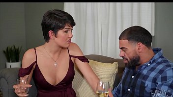 Tiny Shemale (Daisy Taylor) Rides A muscular mans Hard Blarney - Transangels