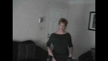 Mature amateur housewife sucks and fucks younger BF