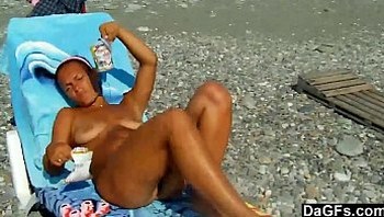 Filming hot slut on the beach