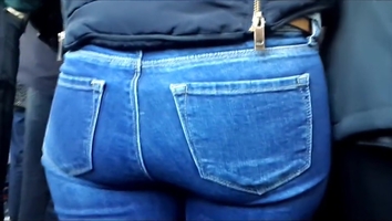 4 different turkish women's ass in a video