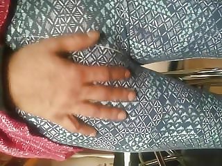 Hand down the wife's jeggings