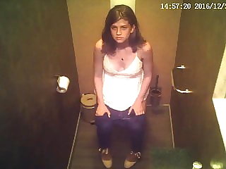 hidden toilette VOYEUR top 2