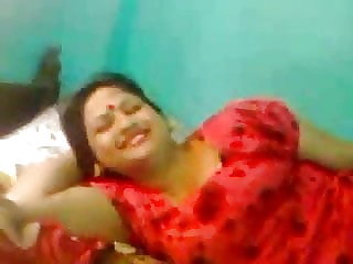 desi- horny bangla aunty